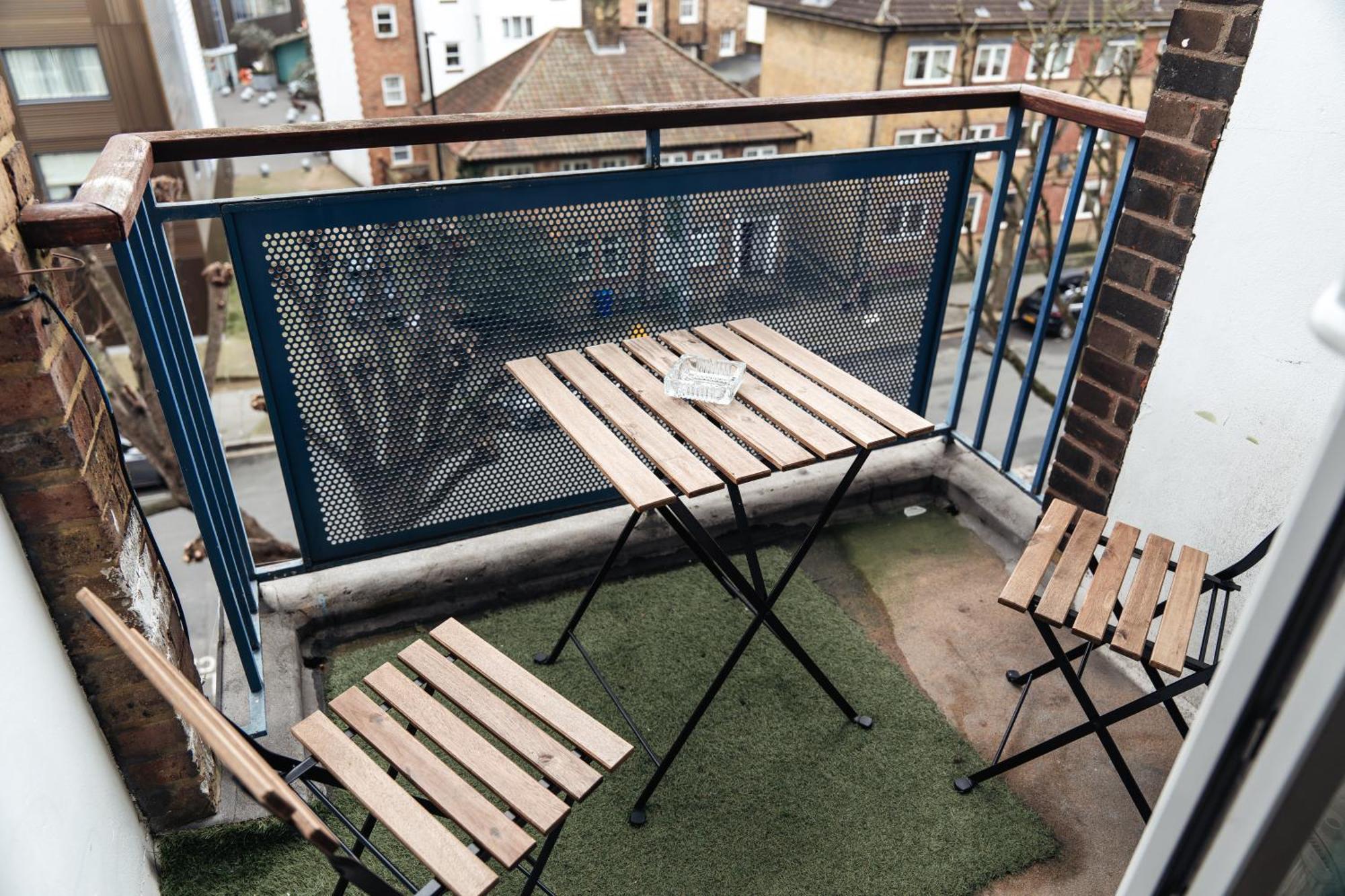Appartamento Shard View 2 Bed Entire Flat Londra Esterno foto