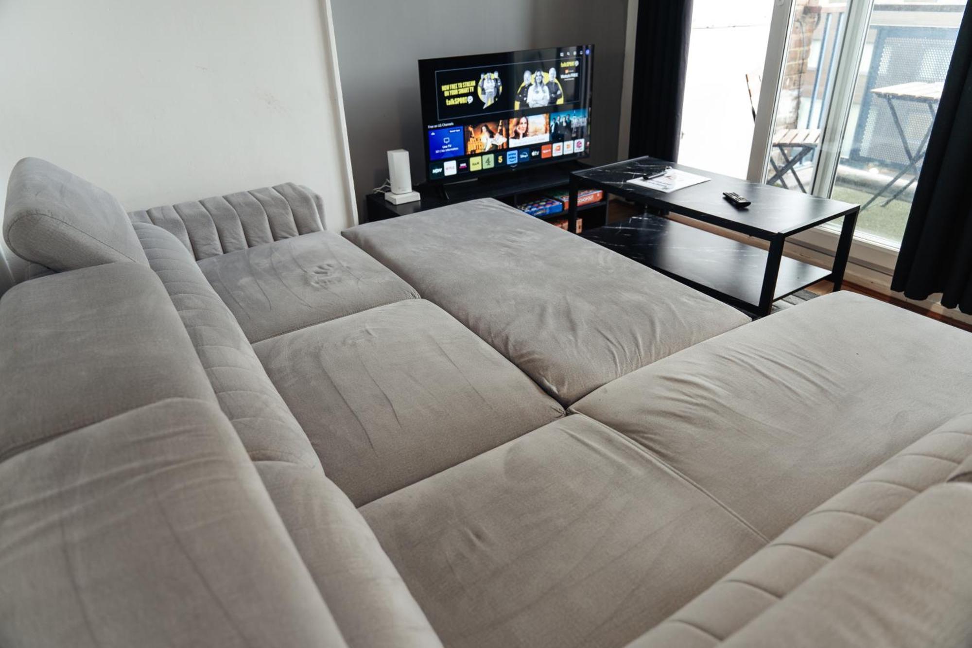 Appartamento Shard View 2 Bed Entire Flat Londra Esterno foto